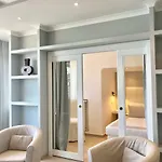 Les Lilas Aparthotel 4*