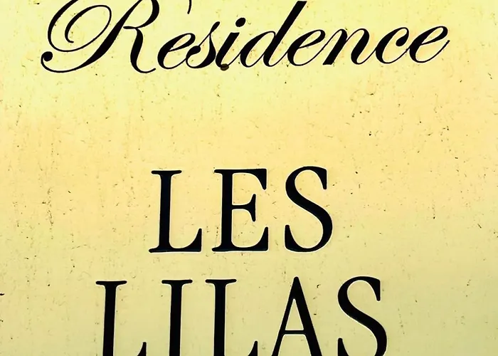 Les Lilas Aparthotel 4*