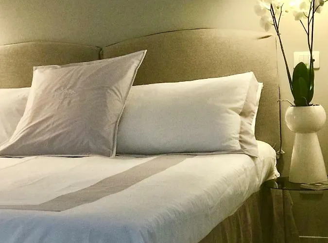 Les Lilas Aparthotel Roccabruna