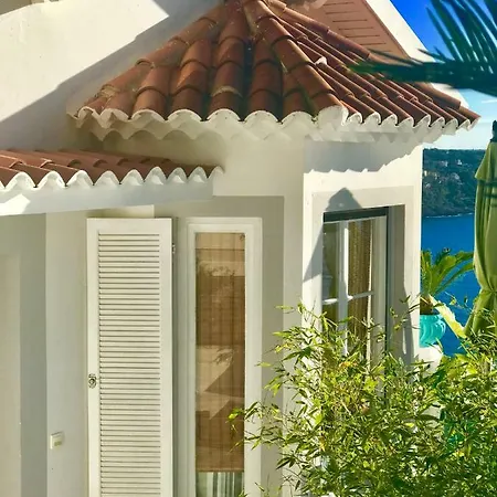 Aparthotel Les Lilas 4*