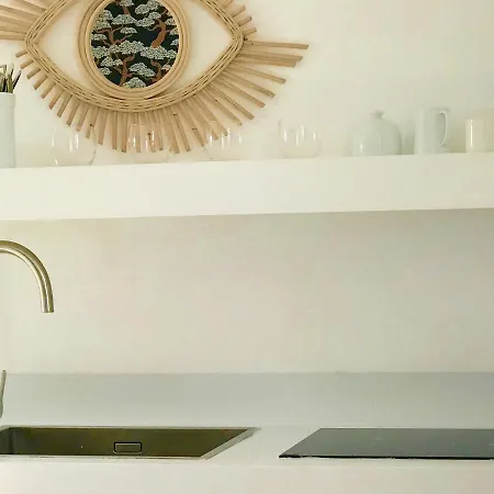 Apart-hotel Les Lilas 4*